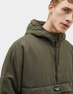 Chaqueta acolchada con bolsillo tipo cangurera - Imagen 3