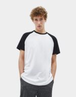 Camiseta estilo béisbol raglán