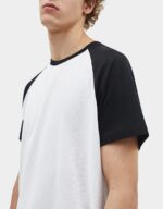 Camiseta estilo béisbol raglán - Imagen 3