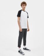 Camiseta estilo béisbol raglán - Imagen 4